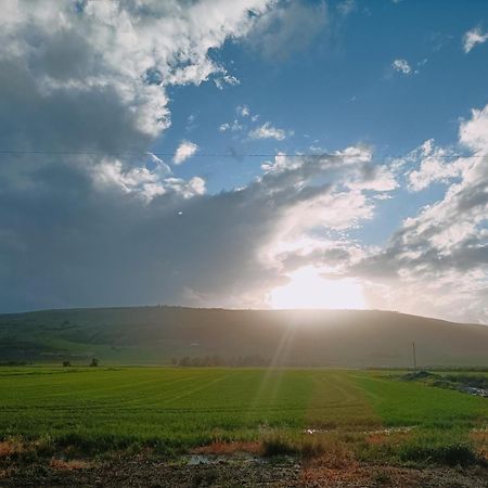בגג העמק On The Roof Of The Valley Sirguniyah Eksteriør billede
