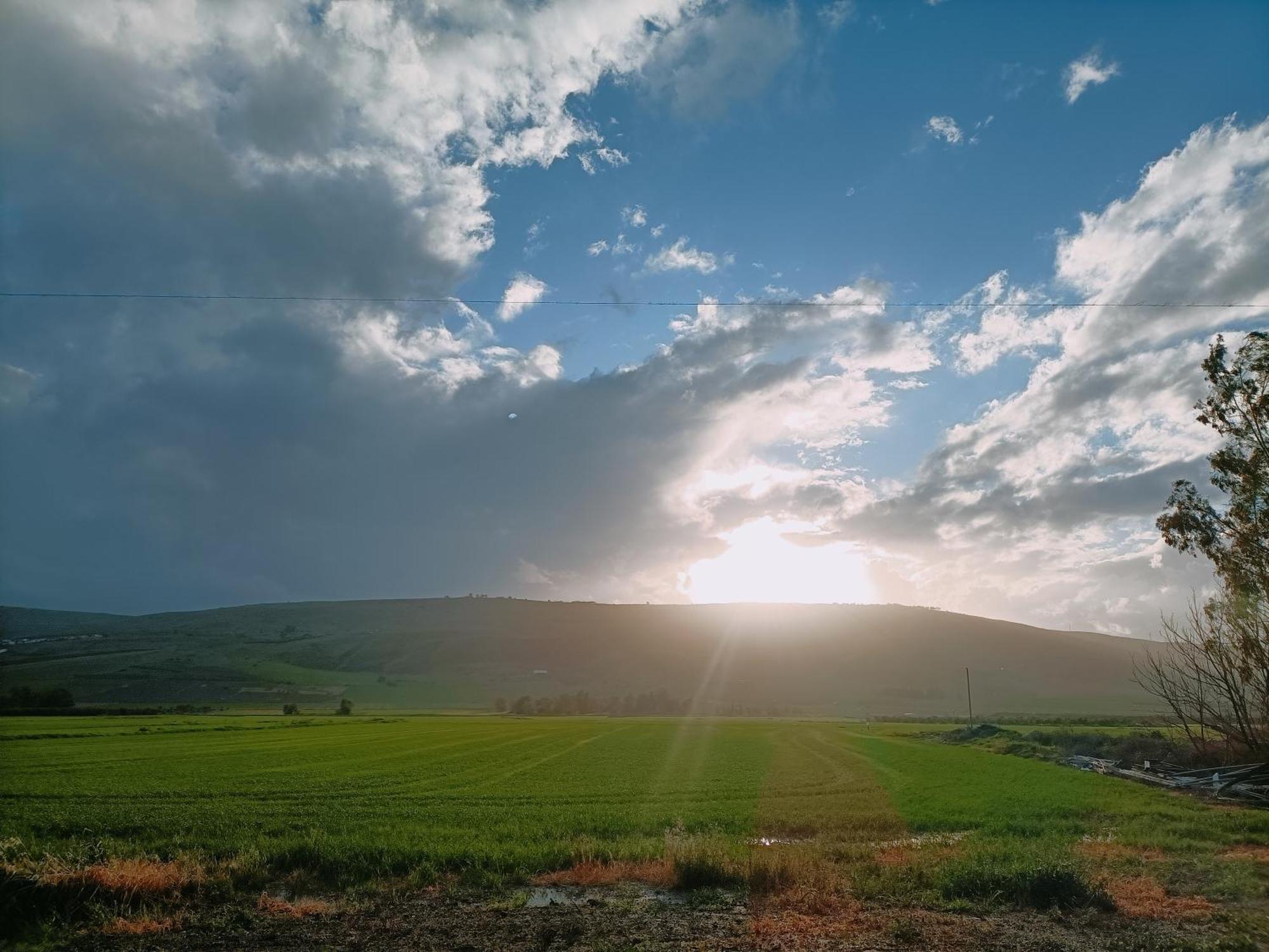 בגג העמק On The Roof Of The Valley Sirguniyah Eksteriør billede